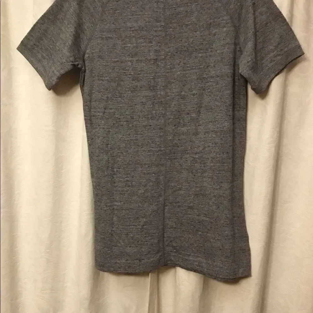 Nike Gym Vintage Women's Short Sleeve 905463-091